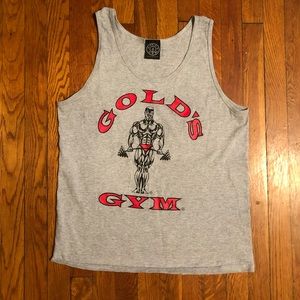 📦SOLD📦 Men’s Golds Gym tank paid $32 size M